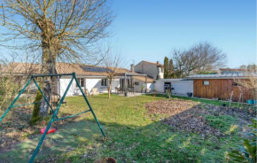 2 Bedroom Awesome Home In Merignac